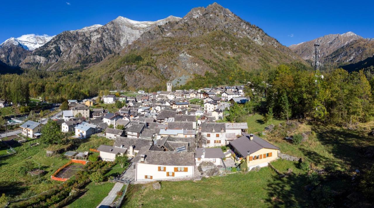 Cariel Apartment Antronapiana Bagian luar foto